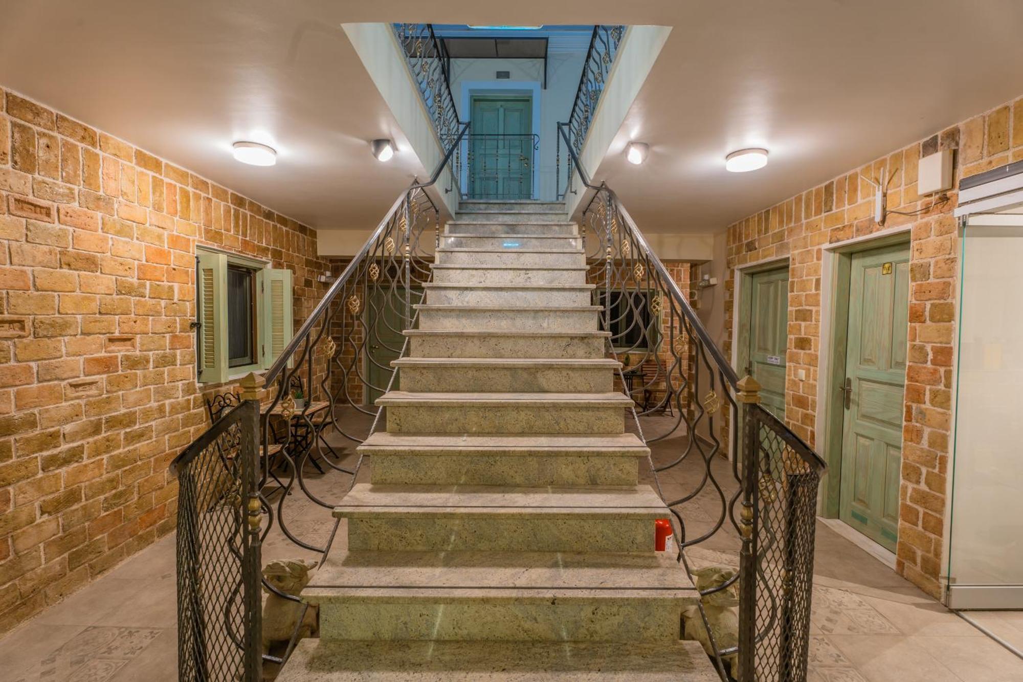 אתונה The Stone Manor , Noho Boutique Thissio מראה חיצוני תמונה